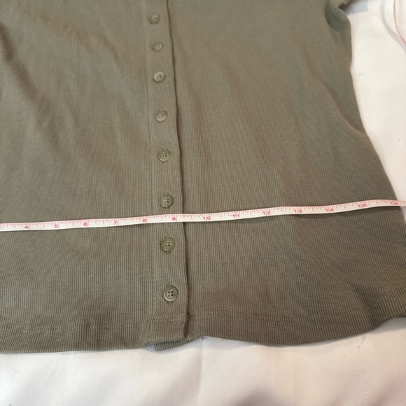 Universal Thread Olive Ribbed Button-Up Top - Picture 10 of 10